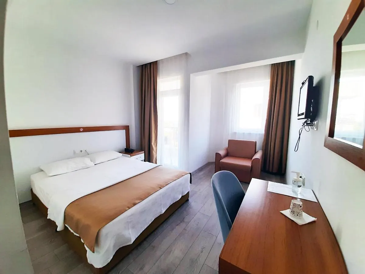 Karden Otel Antalya 4*,